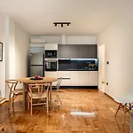 Apartment Tetis Skg Center *